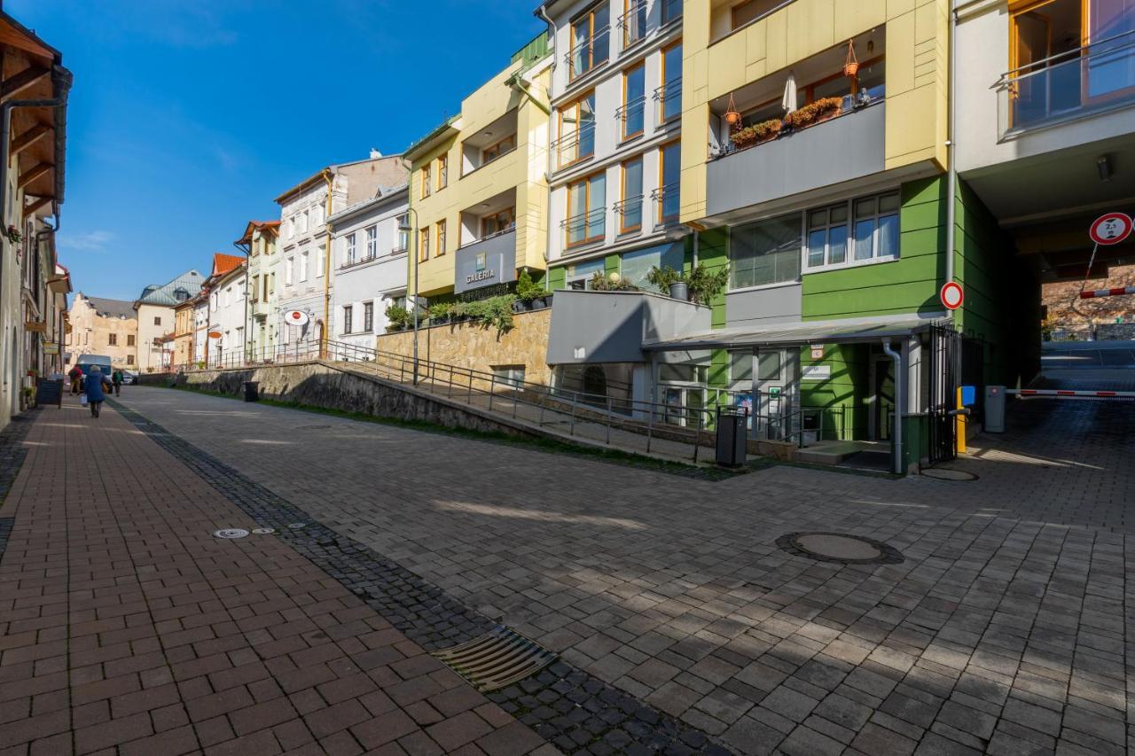 Apartman Strieborna V Centre Mesta Besztercebánya Kültér fotó